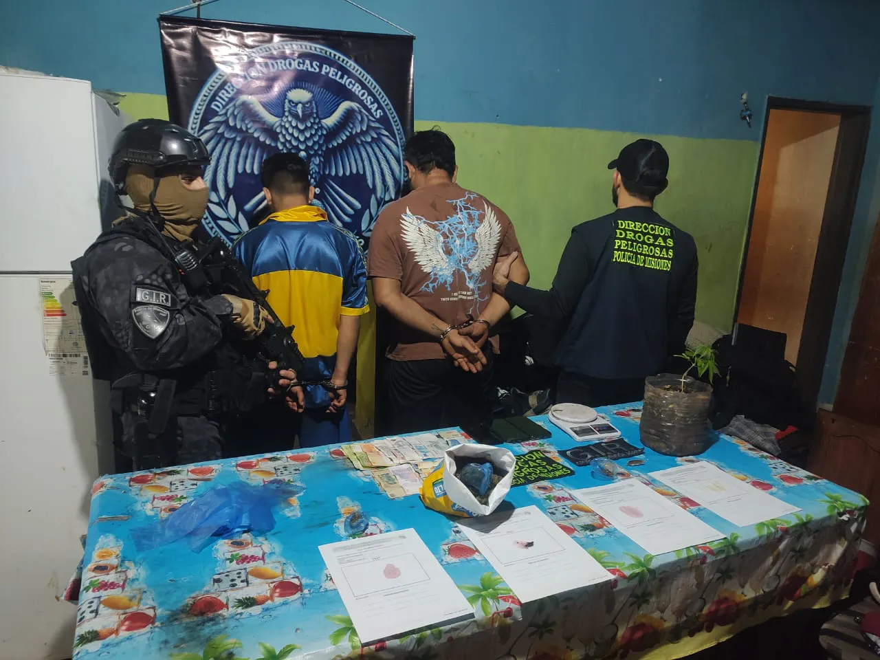 Golpe al narcomenudeo en barrio A 3-2 de Posadas