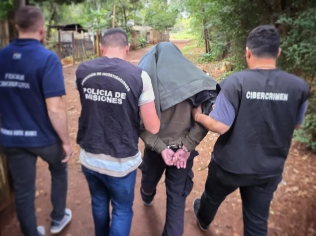 Posadas_ una pareja detenida por estafas y tenencia de Masi