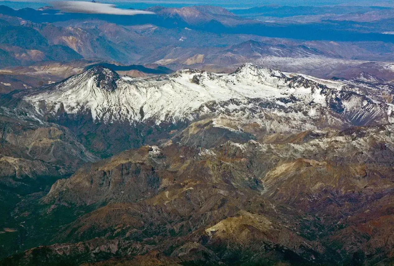 Emiten alerta amarilla en el vocán Planchón-Peteroa que podría afectar a Malargue