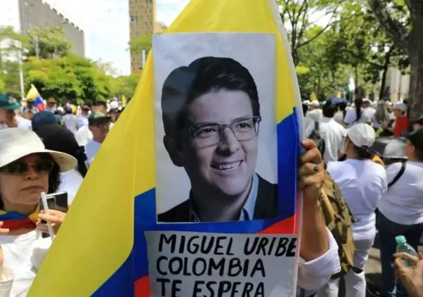 Murió nMiguel Uribe Turbay