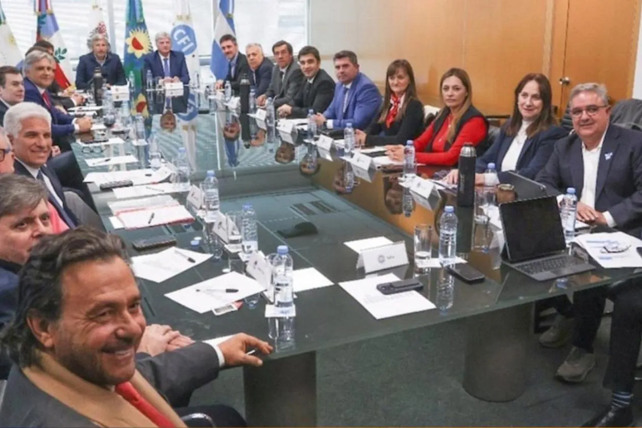 Gobernadores se reunieron en privado