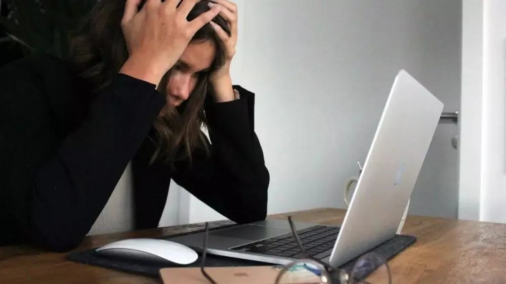 Baja de empleo