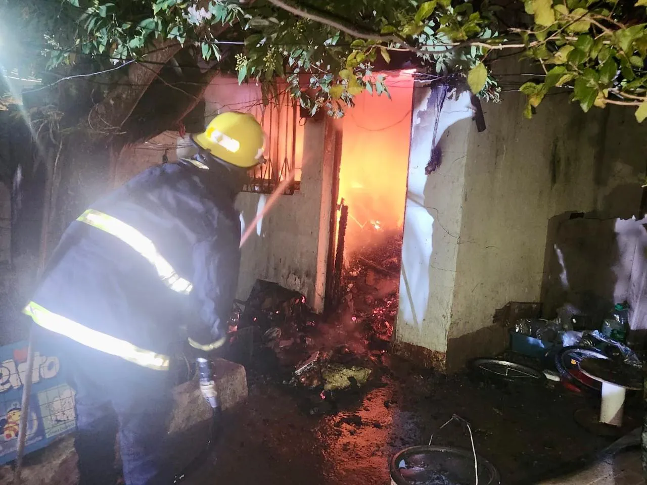 Un hombre falleció no pudo escapar de las llamas