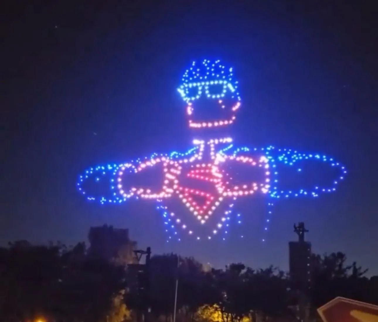 600 Drones para el lanzamiento de la película