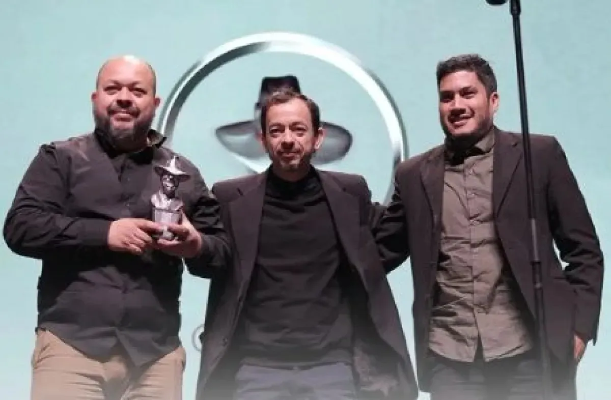 Los Núñez Premios Gardel