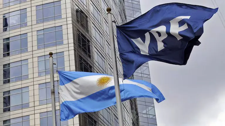 Juicio por YPF