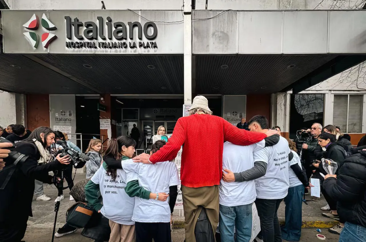 Familiares de víctimas de fentanilo contaminado en el Hospital Italiano dde La Plata