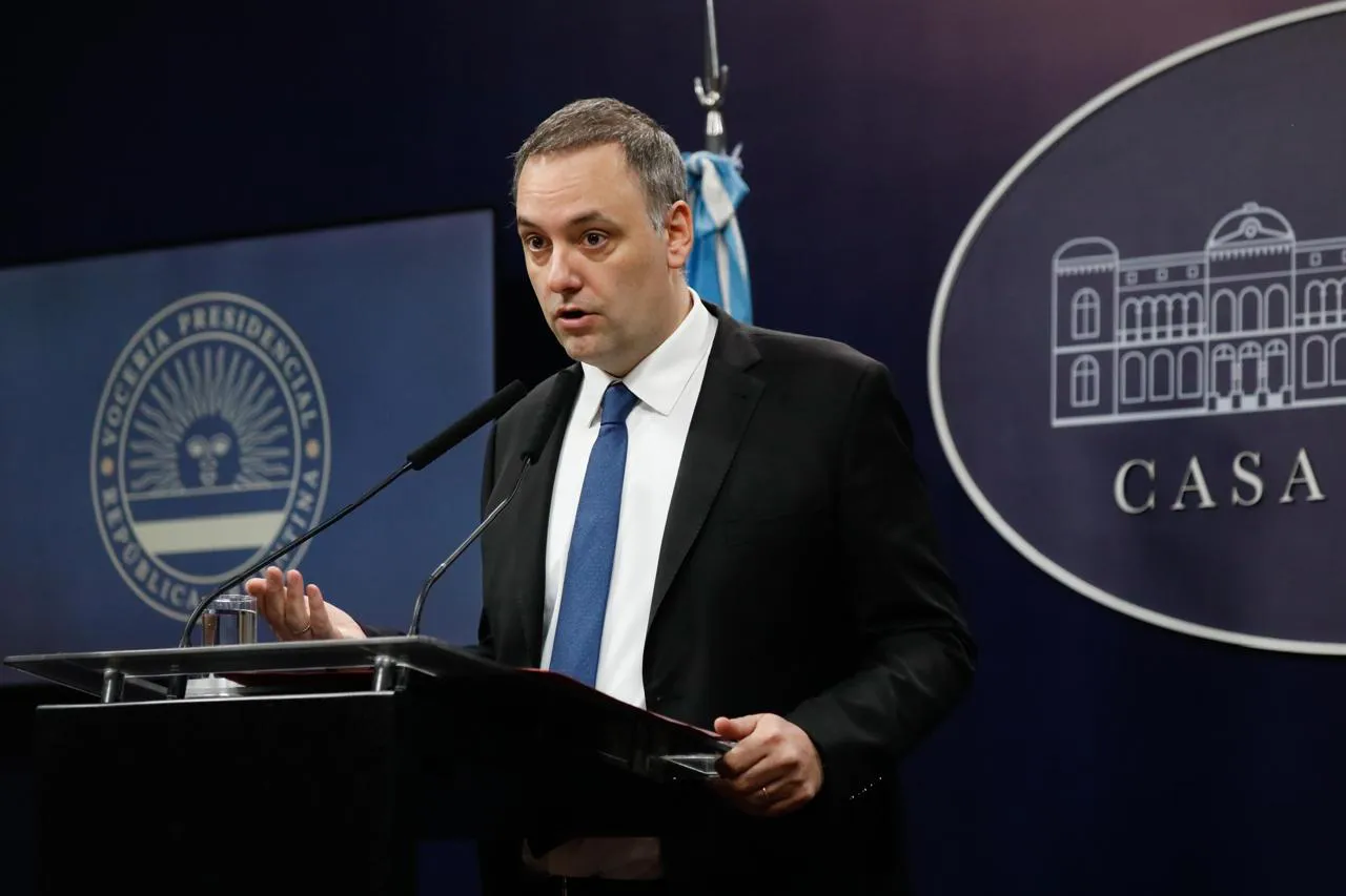 Manuel Adorni - conferencia de prensa