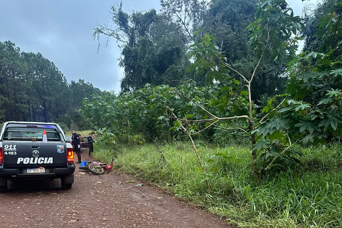 El Soberbio_ un motociclista falleció tras despistar en la zona rural