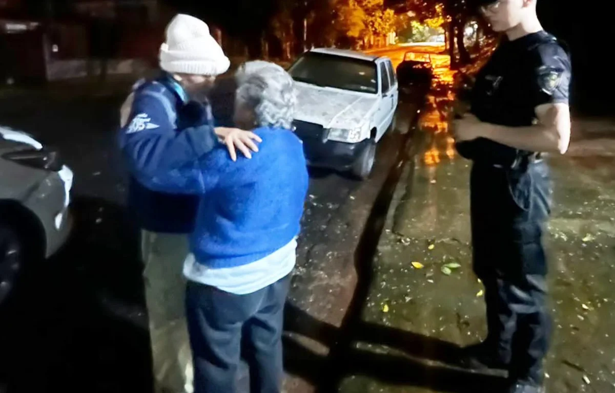 Ella lo buscaba y él se había desorientado_ la Policía logró reencontrar a una pareja de 73 años en Posadas